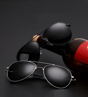 King Aviator Polarized Men's Sunglasses - UVA400 & UVB400 Protection